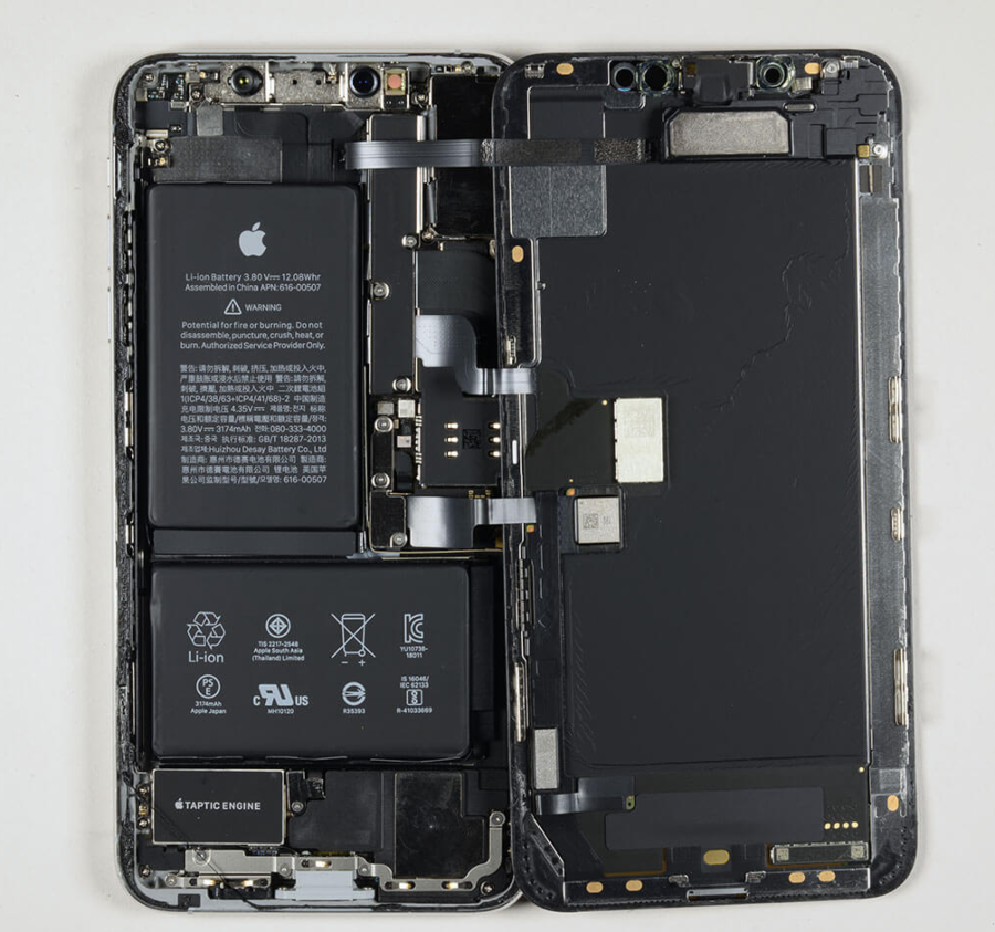 Experience the iPhone XS Pro Max: Powerful performance, stunning display, and advanced camera system in a sleek design.